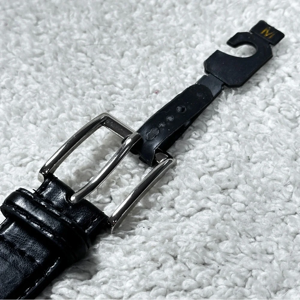 Men’s Black Leather Dress Business Belt, Silver Tone Buckle, 34-36 NWT